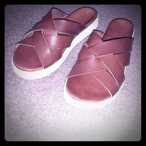 Luna Sandals